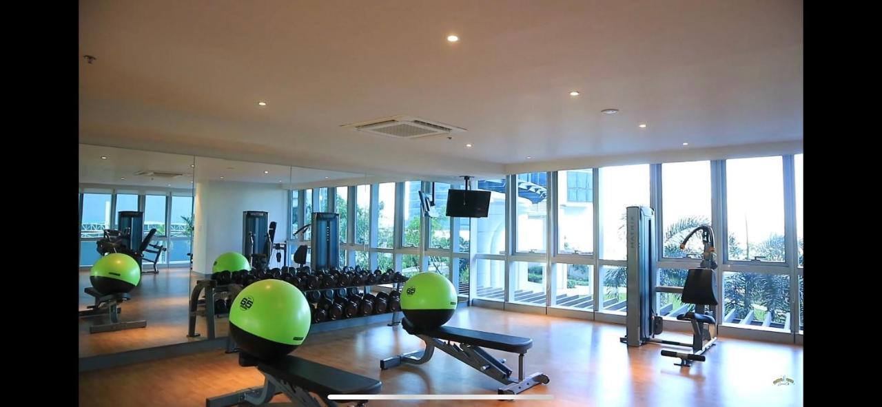 מנילה 1 Bedroom Condo Uptown Parksuites Bgc, High Floor, Morning Sun מראה חיצוני תמונה