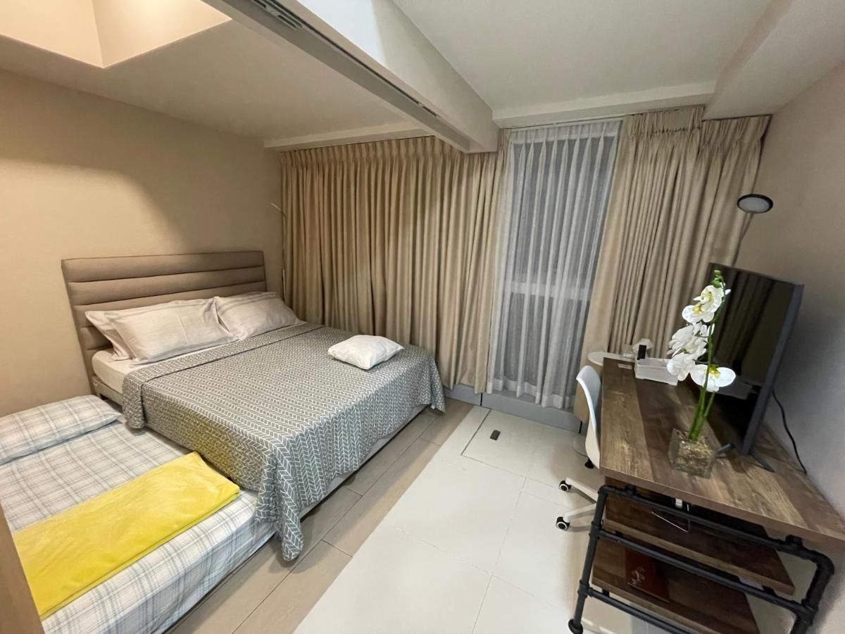 מנילה 1 Bedroom Condo Uptown Parksuites Bgc, High Floor, Morning Sun מראה חיצוני תמונה